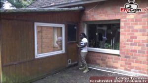 Deutsche Nachbarin fickt fremd mit Nachbarn