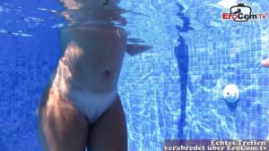 Unterwasser Sex mit schlanker Frau Leidy de Leon