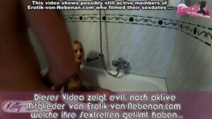 Badewannen Sex mit deutscher Amateur Blondine